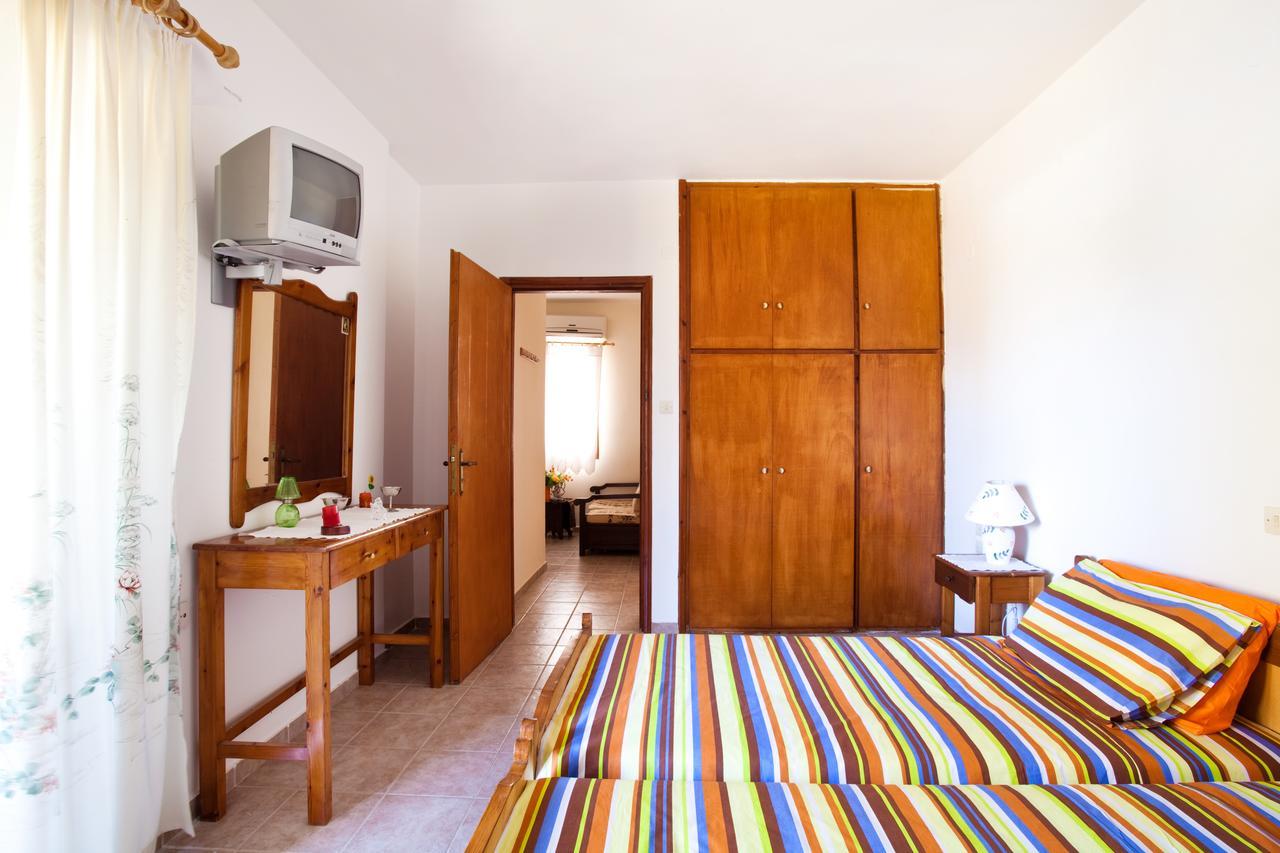 Villa Zoi Thronion Exteriér fotografie